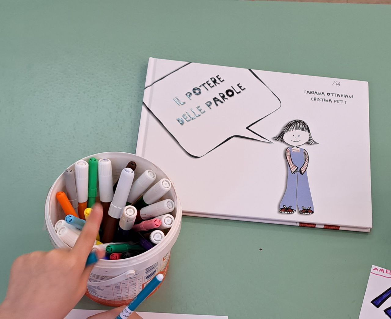 photo 5827833148644375188 y